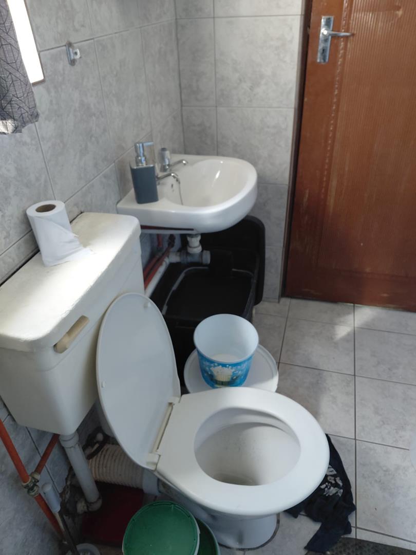 To Let 1 Bedroom Property for Rent in Parow Western Cape